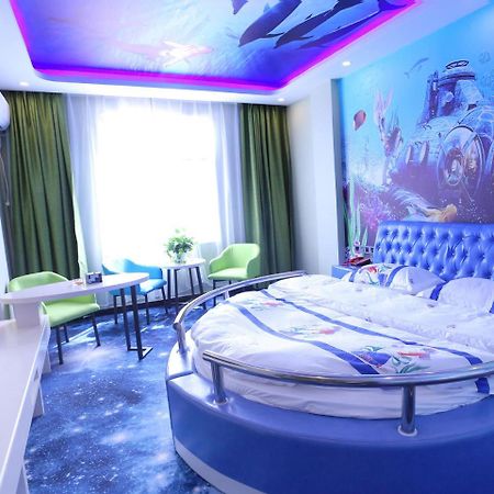 Kunming Mengda Holiday Hotel Екстер'єр фото