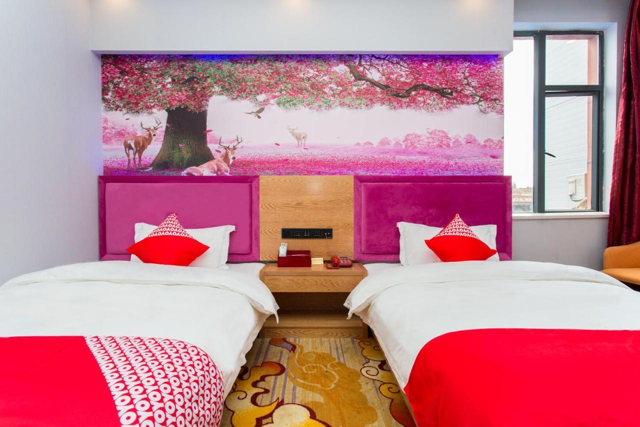 Kunming Mengda Holiday Hotel Екстер'єр фото