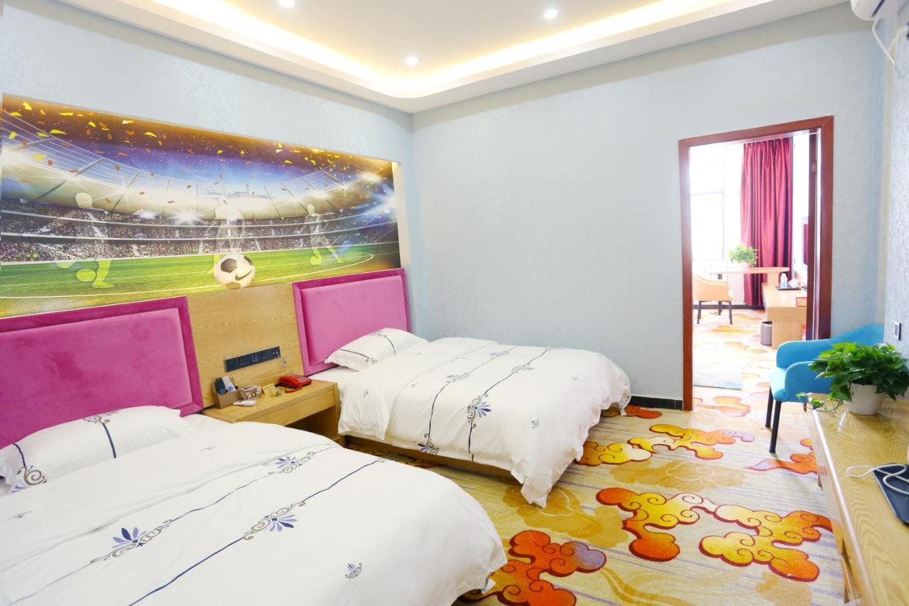 Kunming Mengda Holiday Hotel Екстер'єр фото